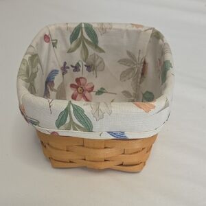 Floral Fabric Lined Longaberger Basket (1999)
